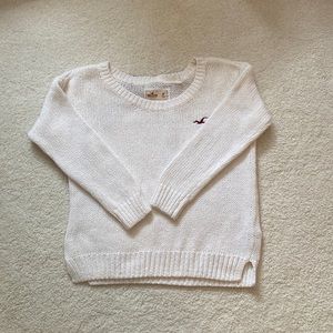 Hollister cream sweater size medium